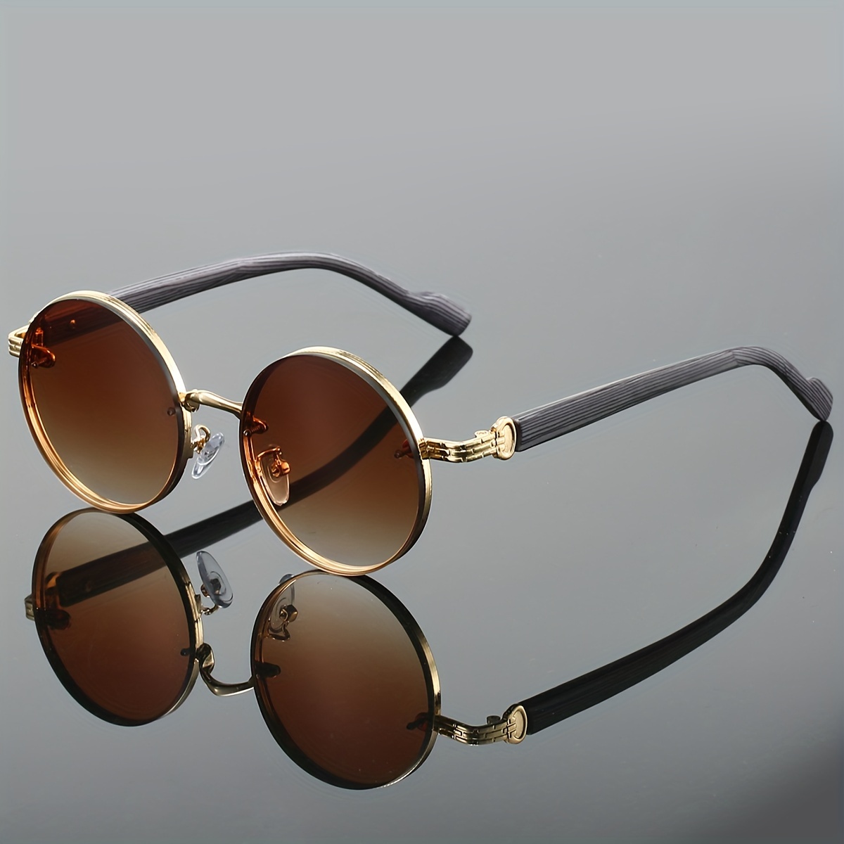 

Chic Round Metal Frame Fashion Glasses With Gradient Lens & Wood Grain Accents - Travel & Vacation,