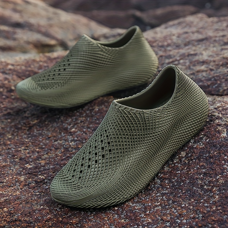 Men'S Shoes Summer 2025 New Outdoor Sports Non-Slip Fishing Wading Shoes Thick Sole Beach Clogs Sandals Men
