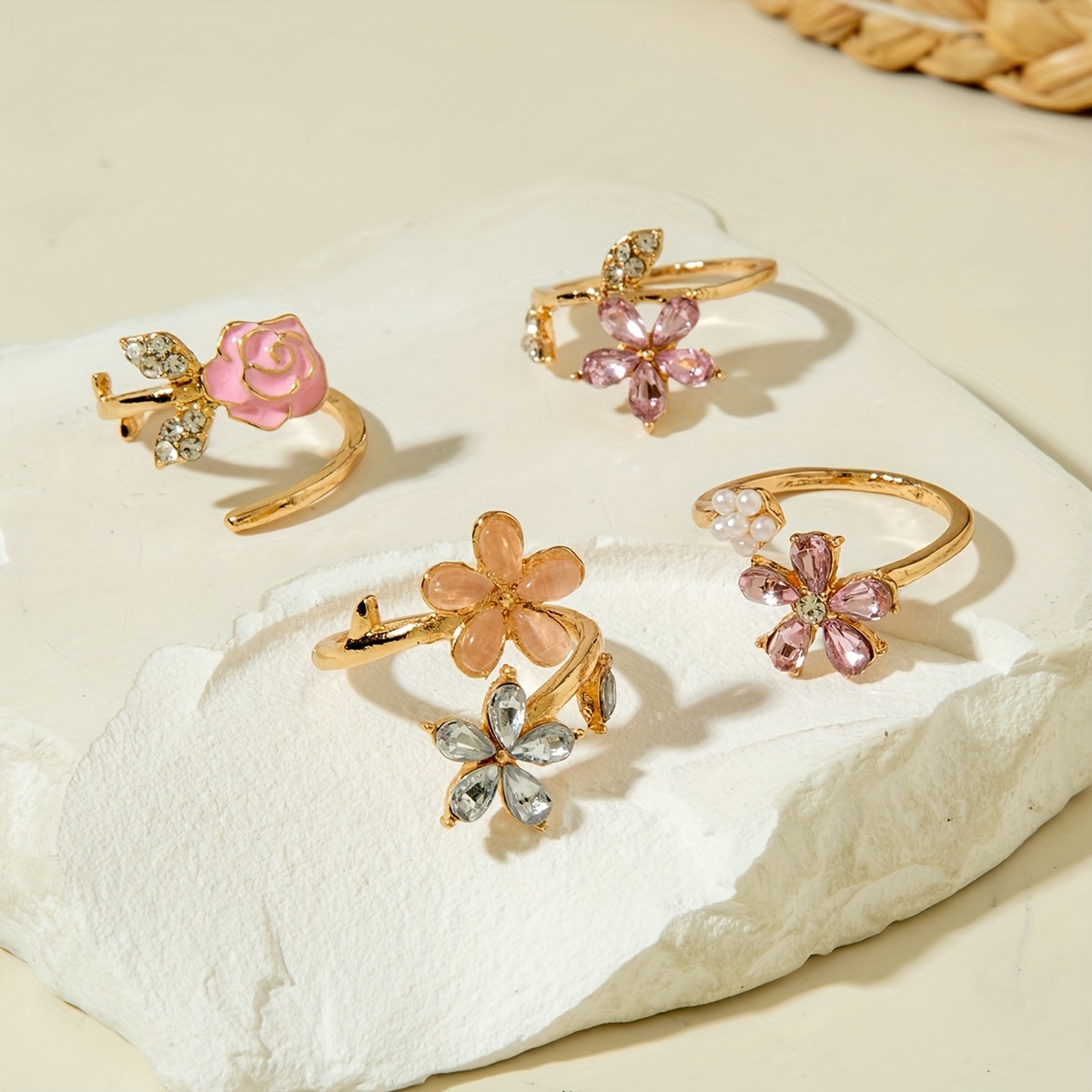 4pcs Vintage Rhinestone-Encrusted Floral Ring Set