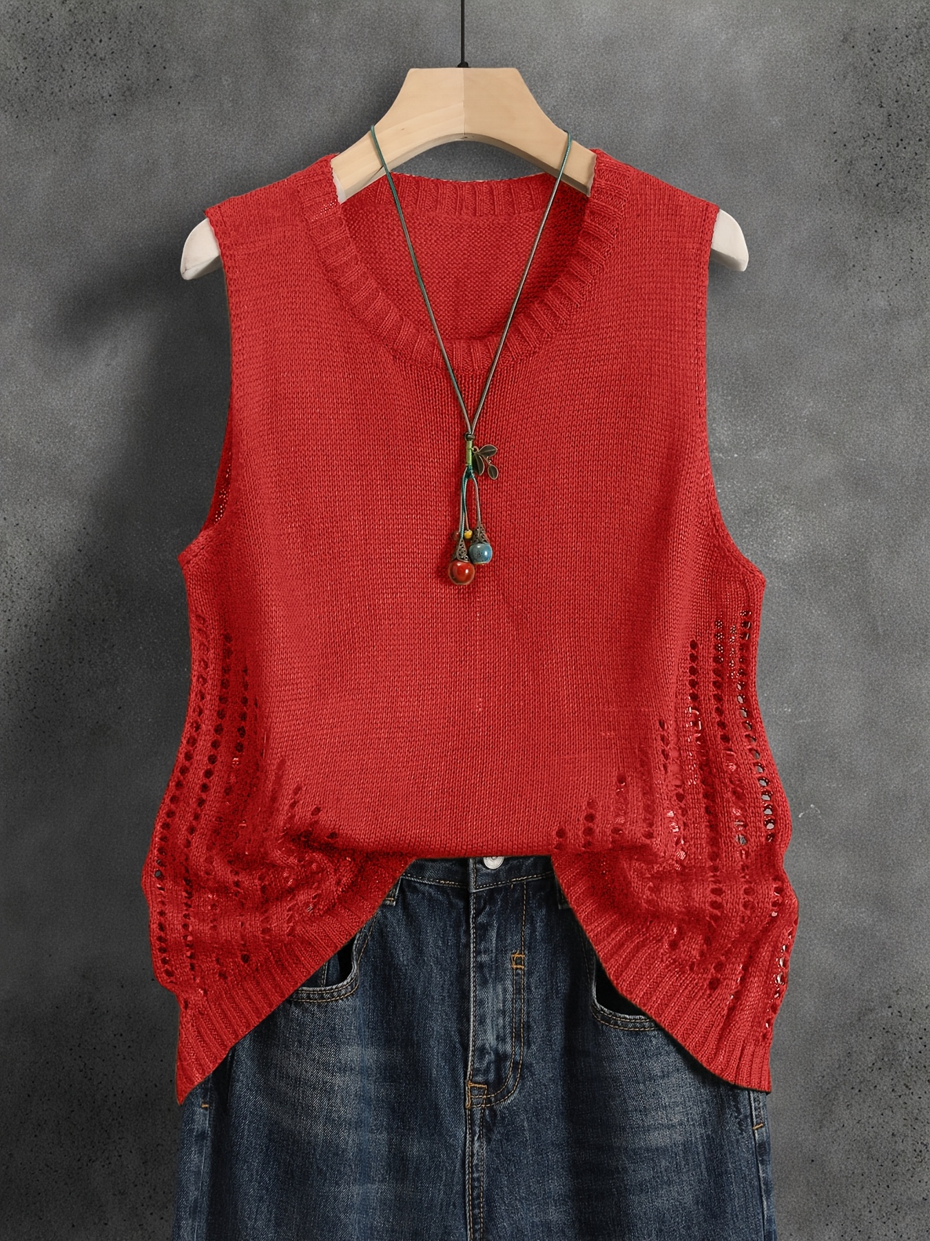 Women'S Red Sleeveless Tank Top with Hollow Round Neckline - Casual High Street Style for Spring/Summer/Fall, Perfect for Beach Vacations and Casual Attire, Summer Tank Top