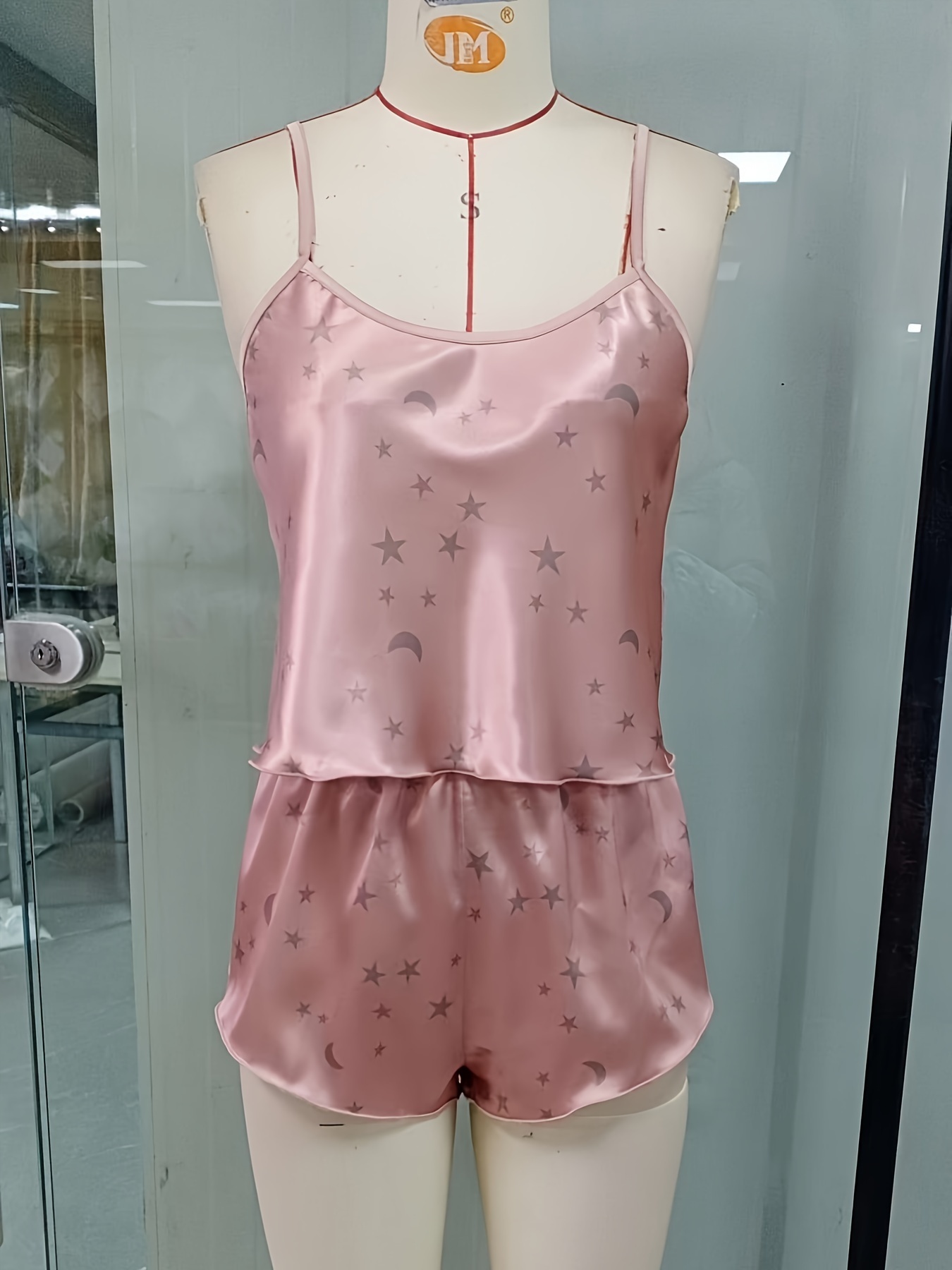 Conjunto de ropa interior de dos piezas para el hogar, sexy, tentadora, dulce, suave y cómodo, con pantalones cortos de satén estampado con tirantes