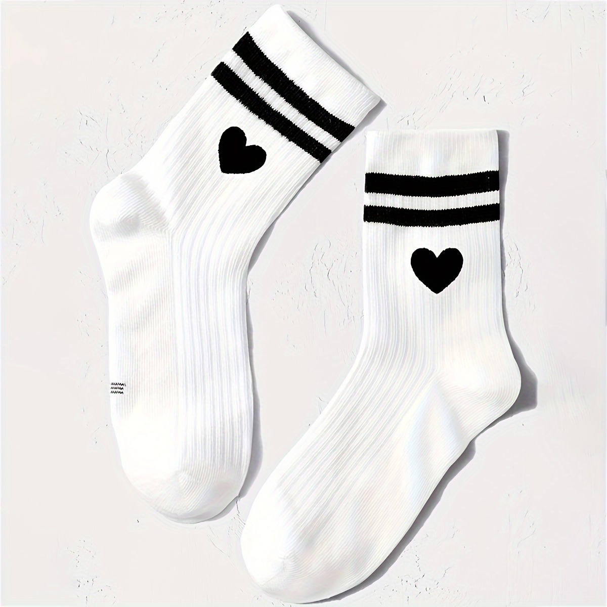 1-pair Pack Of Children's Socks With , Mid-calf Sports Socks For Daily Wear Or Outfits
