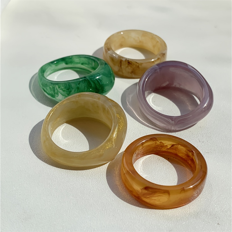 Image of Set Of 5 Vintage European And American Geometric Color Resin Rings, Hand- Texture Inlaid With , Women Stacked And Worn Premium Versatile Style, A Gift For Mom, , And Good Sisters
