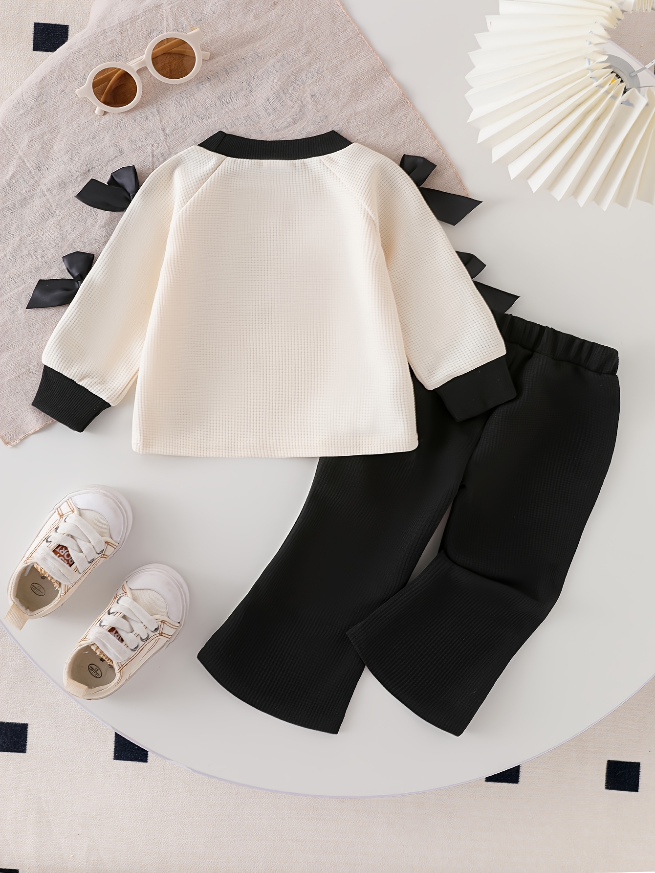 girls 2pcs long sleeve black flared pants set with bow decor for spring autumn   outdoor Product details 0