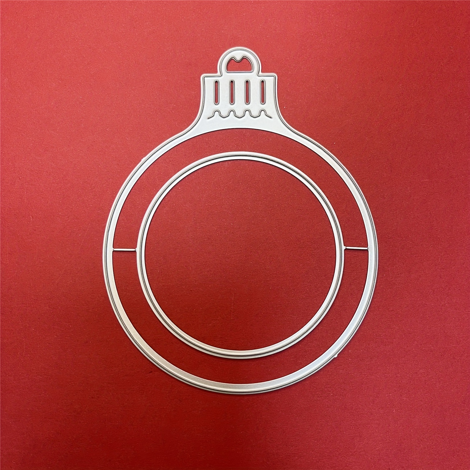TEMU 1pc Of Christmas Ball Shaker Metal Die Cut For Embossing Card Creation, Scrapbooking, Party Decoration, Festive Paper Crafts, No Batteries