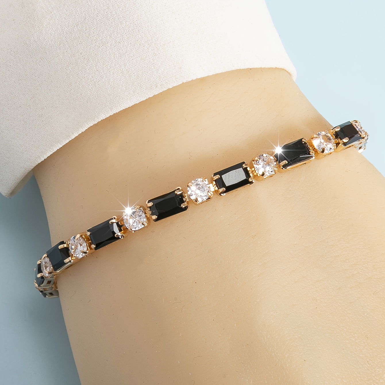 TEMU 1pc Of Women's Fashion Bracelet, Hip-hop Bohemian Style, Rectangular Synthetic Synthetic Zirconia Round Synthetic Synthetic Zirconia Chain,