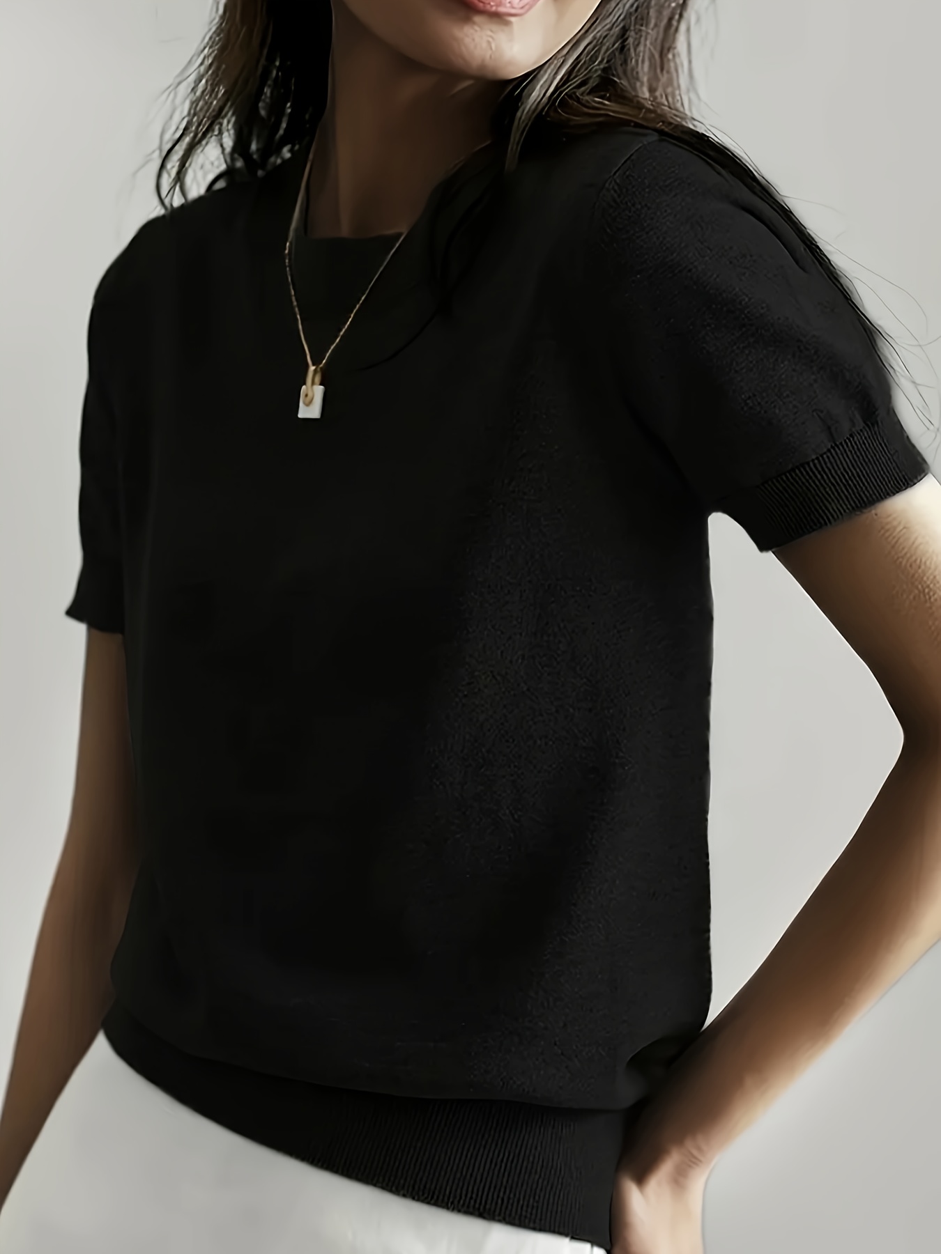 Women's Elegant Sweater Thin Lightweight Black Pullover Top, Round Neck  Short Sleeve Blouse for Everyday Formal Outfits Spring/Summer Wardrobe