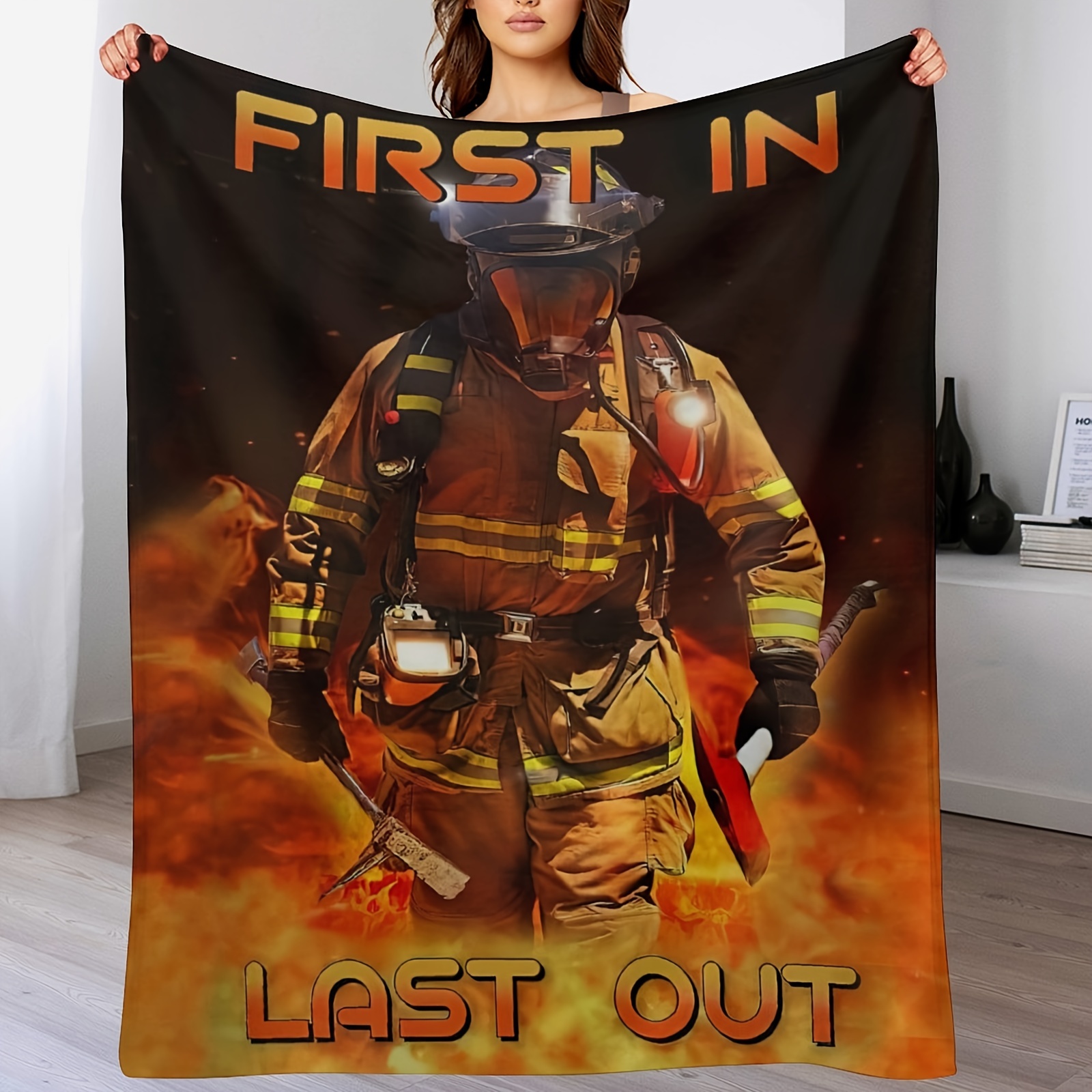 

1pc Firefighter Print, First In Last Out, You Are My Sunshine, Valentine's Day Birthday Gifts, Gifts For Friends, Bestie, Sister, Family, Car Interior Blanket 50"x60