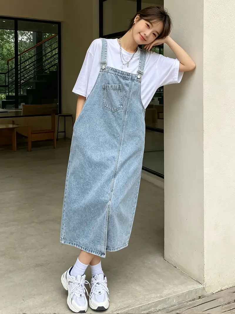 denim dress spring 2025 4 Denim-Dress Trends Putting the "Dated" Item Back on the Map