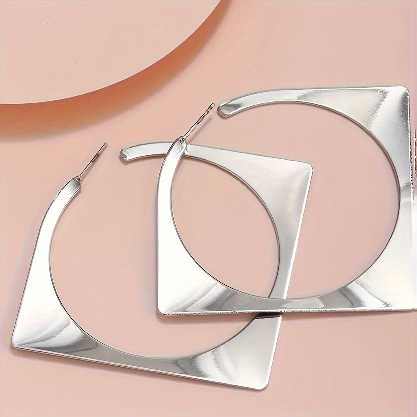 TEMU Oversized Rhombus Shaped Earrings - Jewelry For A Fashionable