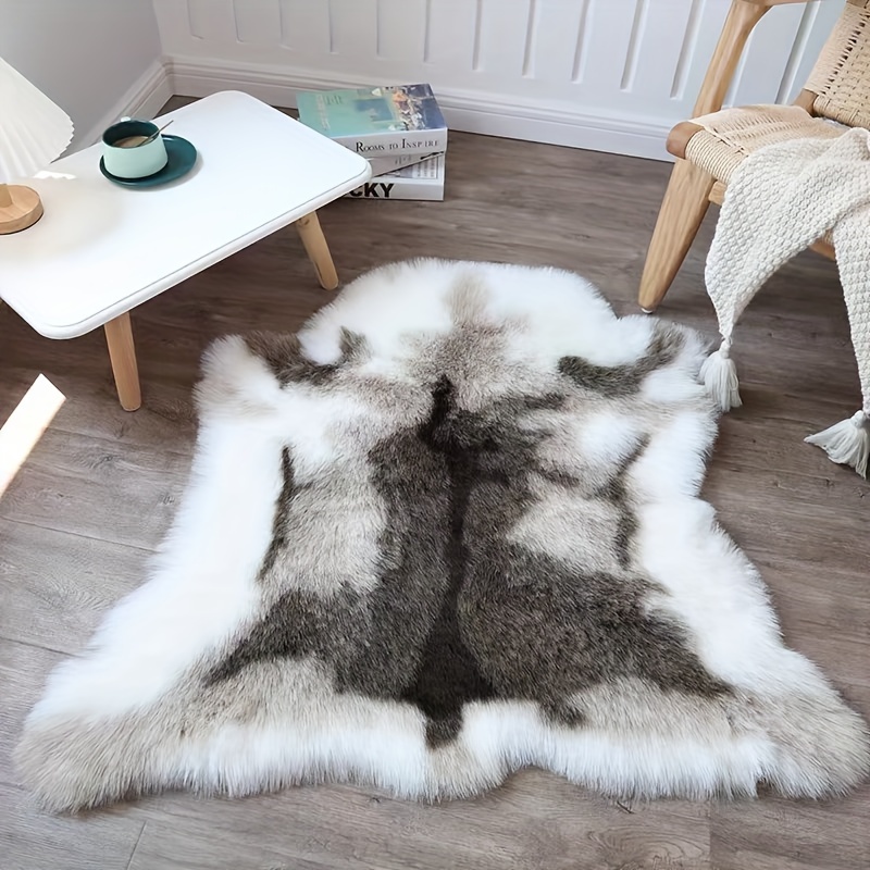 

Machine Washable Faux Fur Area Rug, Irregular Reindeer Pattern, Fluffy Lightweight Acrylic Polyester Blend, Non-slip For Bedroom Office Indoor Decor, Small Size