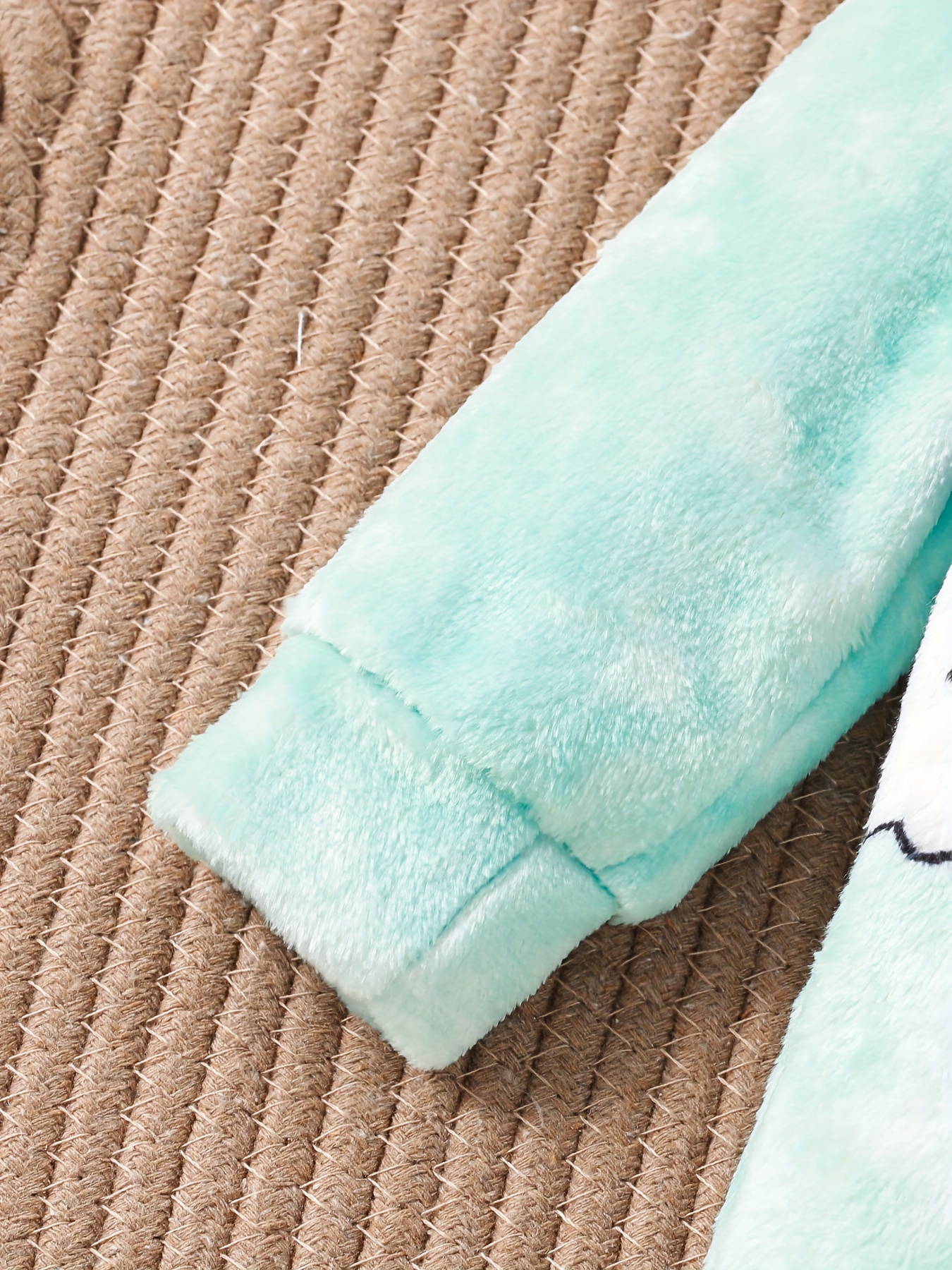 Lichtgroene tie-dye pluche romper voor pasgeboren meisjes