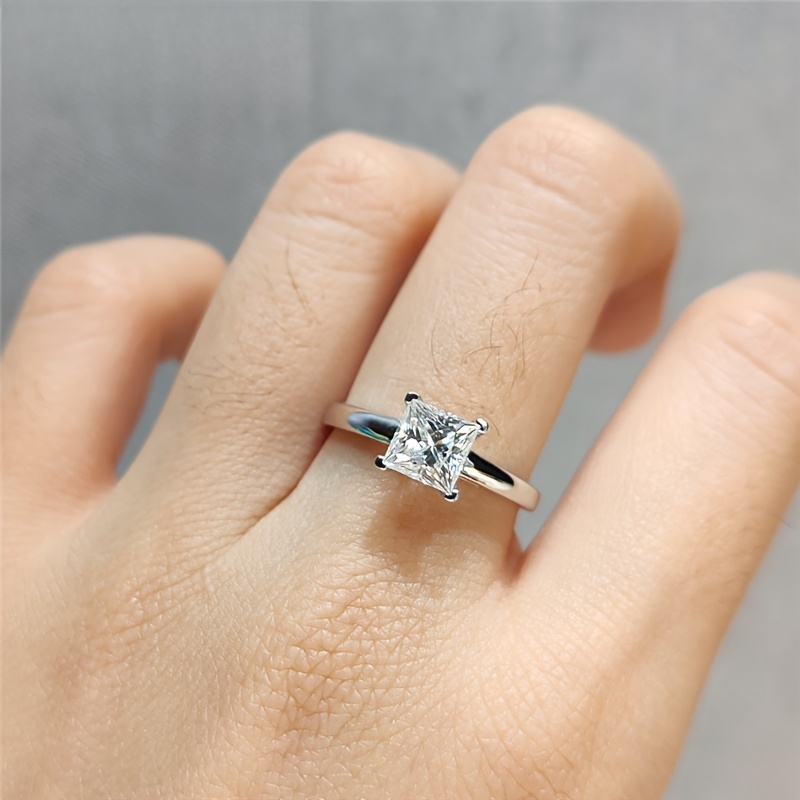 1CT Princess Cut Moissanite Engagement Ring Classic 925 Silvery