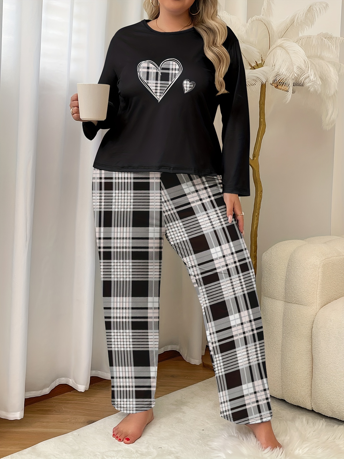 Cozy Plus Size Women's Pajama Set Heart Print Long Sleeve Top Plaid  Pants, Elegant Loungewear for Fall/Winter