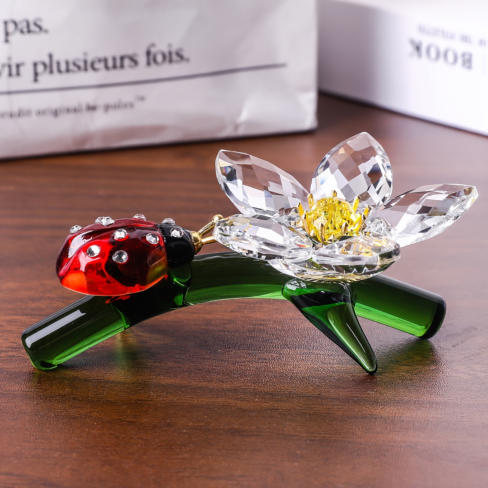 E-shop Sonnenfänger Künstliche Kristall Licht Luxus Punktierter Marienkäfer und Kristallblume Glas Skulptur Handgefertigtes Ornament Statue Zuhause