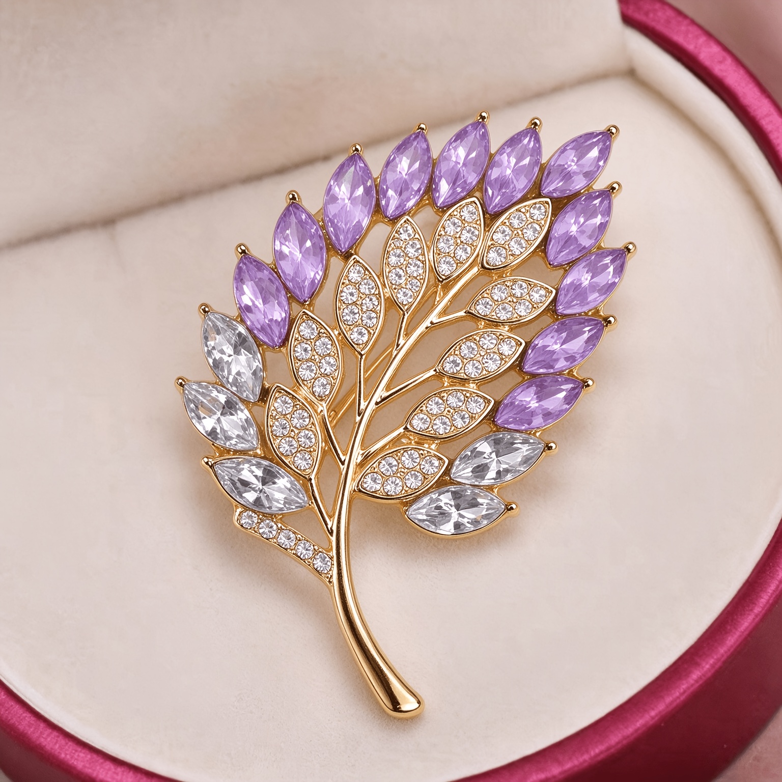 TEMU 1 pezzo a Foglia Classica a Sbalzo in Stile Francese Placcata Oro 18k con Scatola Regalo, per Natale, San Valentino e Regali Tutto l'