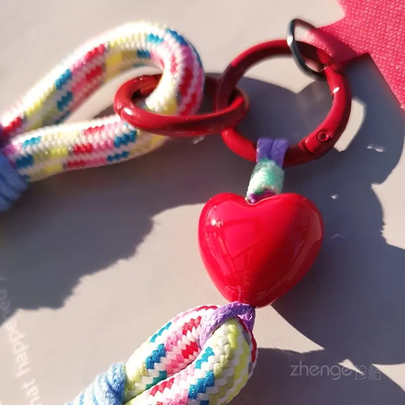 Foto de Strap/correa de mano adaptable a cualquier celular.