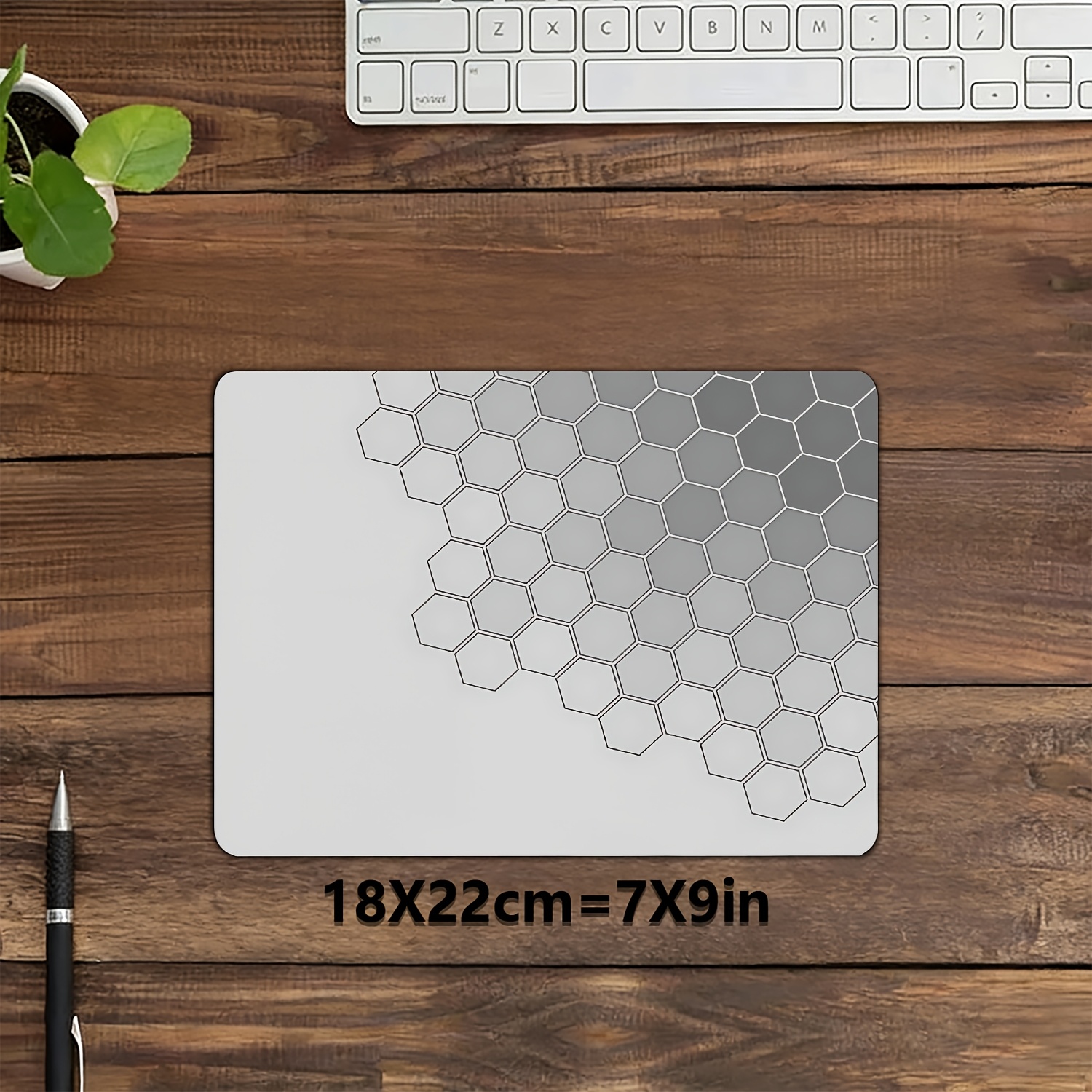 TEMU A Small-sized Anime Gradient Honeycomb Hexagonal Geometric Minimalist Mouse Pad, Non-slip Mini Desk Mat, Desktop Protection Pad, For Players,
