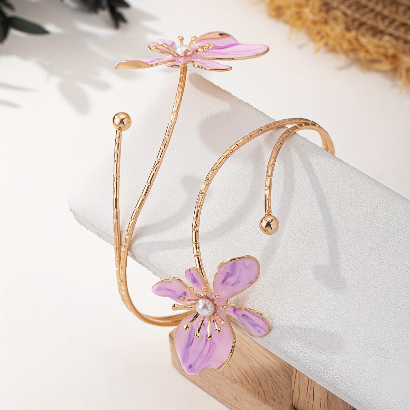 Sweet Floral Drip Bracelet for Women