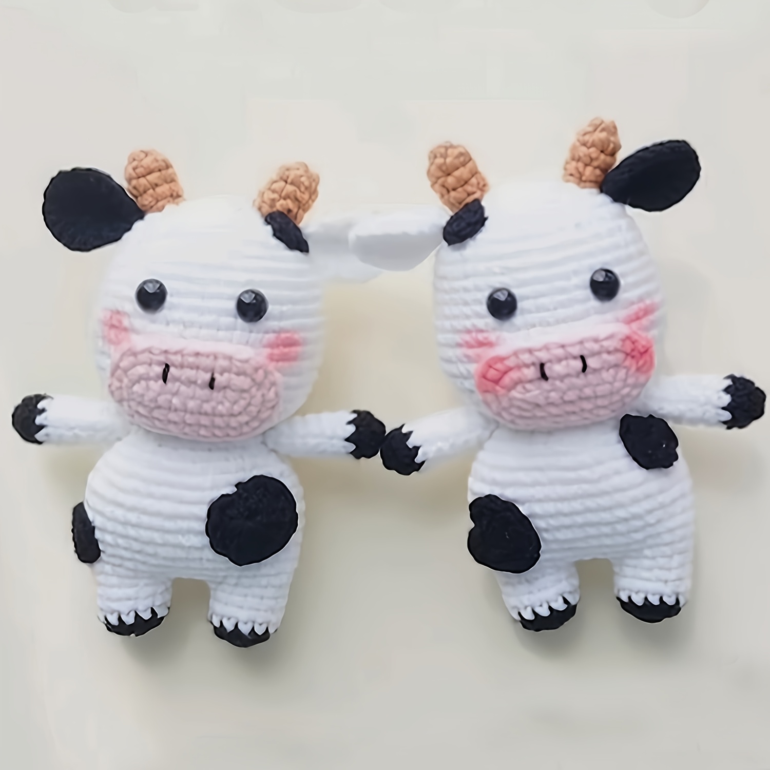 

Vioiv 2pcs Cow Crochet Kit For Beginners - Complete Diy Amigurumi Craft Set With Tutorials, Video Guide & Gift Bag - Birthday, Couple's & Christmas Presents