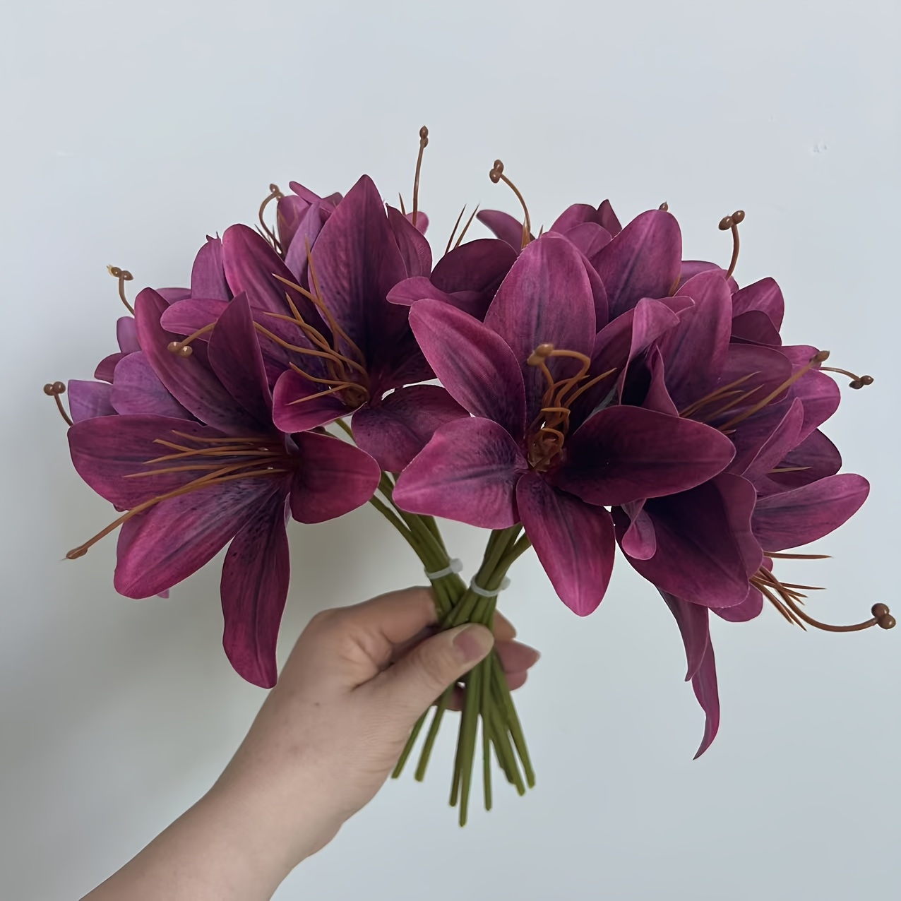 TEMU 16pcs Realistic Artificial Autumn Series Lily Flowers, Essential For Autumn Furniture Decoration, 3d Printed, Realistic And Exquisite, Multiple