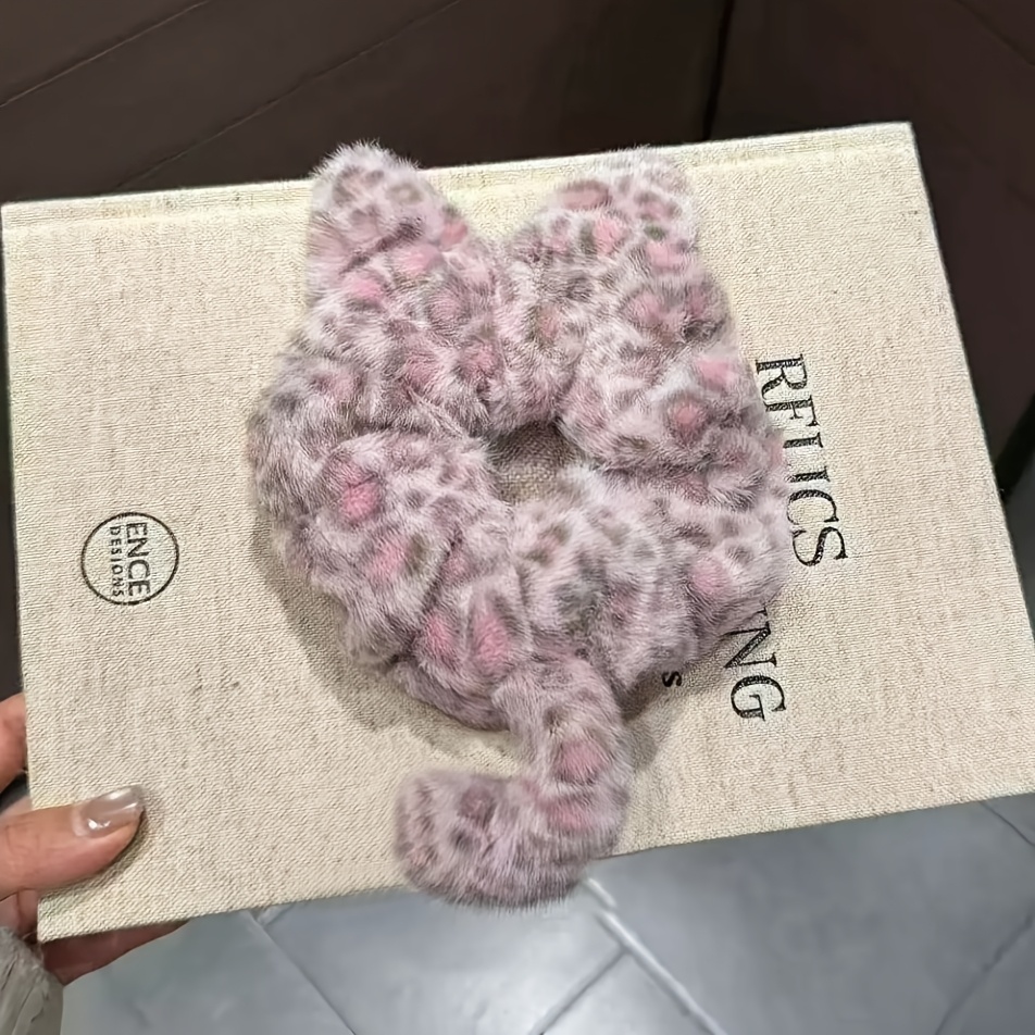 TEMU 1pc Cute Leopard Print Cat Hair Tie, Gentle And Versatile High-end Plush Elastic Band, Soft, Comfortable, And Stylish Hair Accessory, Simple And