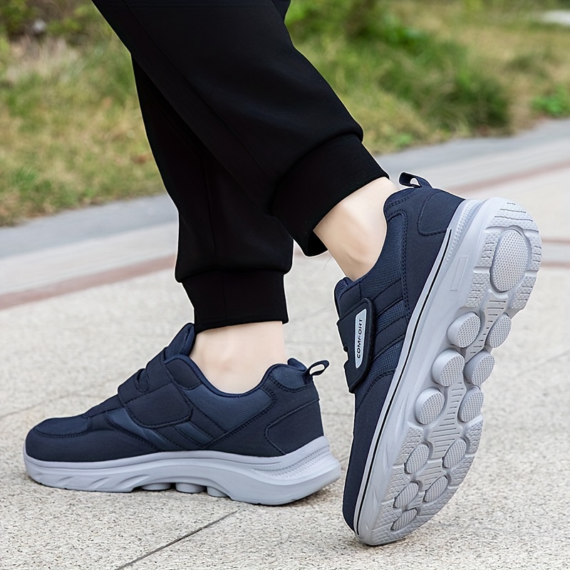 mens lightweight breathable athletic sneakers comfortable Temu