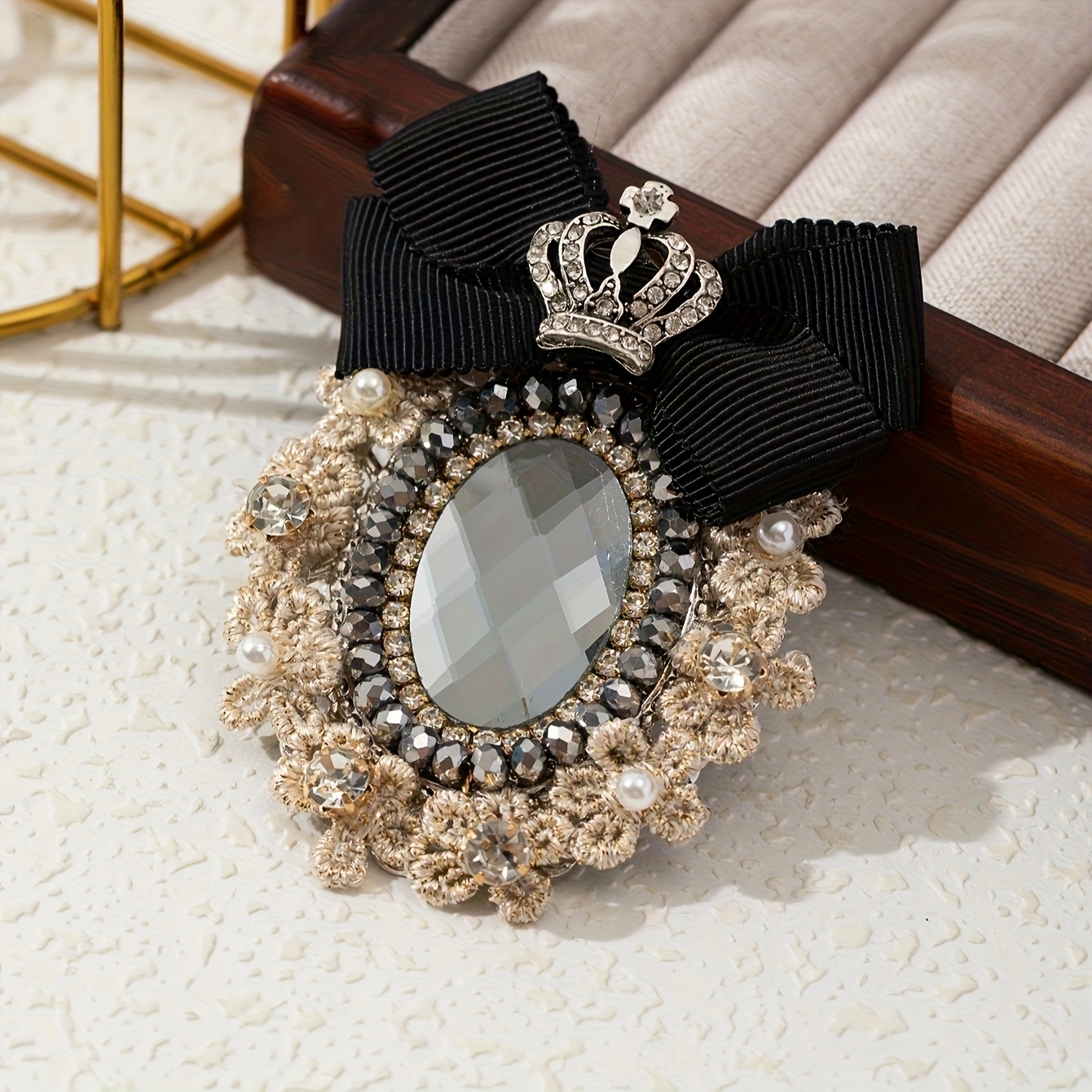 Image of 1pc, Elegant, Gorgeous Vintage-style Brooch With , Crown Emblem, Handmade Fabric, Shiny Rhinestones, Ladies' Brooch, Lapel Pin, Suitable For Daily Wear, Holiday Dates, And Party Gifts