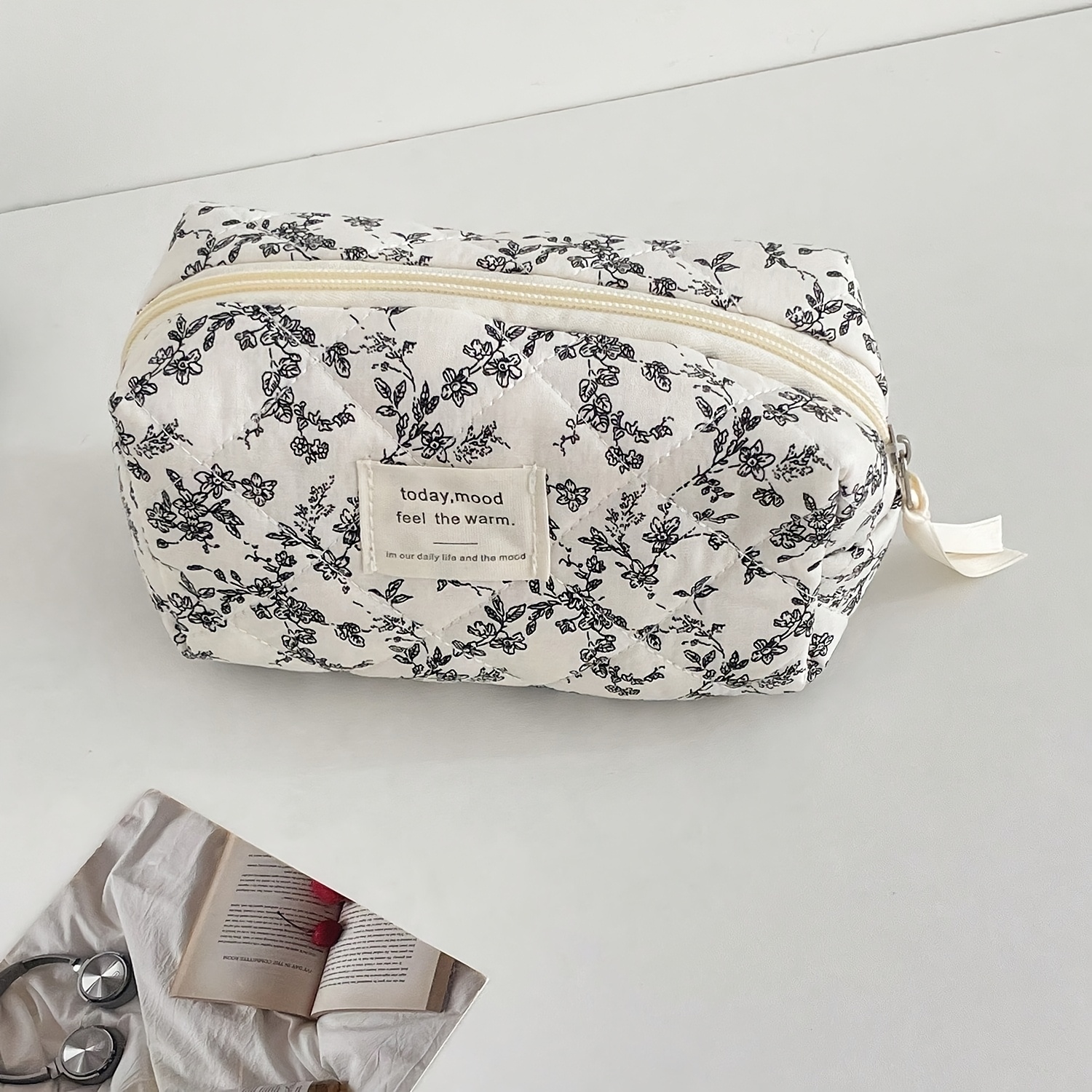 TEMU A Large Travel-friendly Toiletry Bag Featuring 1 Or 3 Black Floral Quilted Cosmetic Bags, A Set Of Cosmetic Storage Bags In Various Sizes,