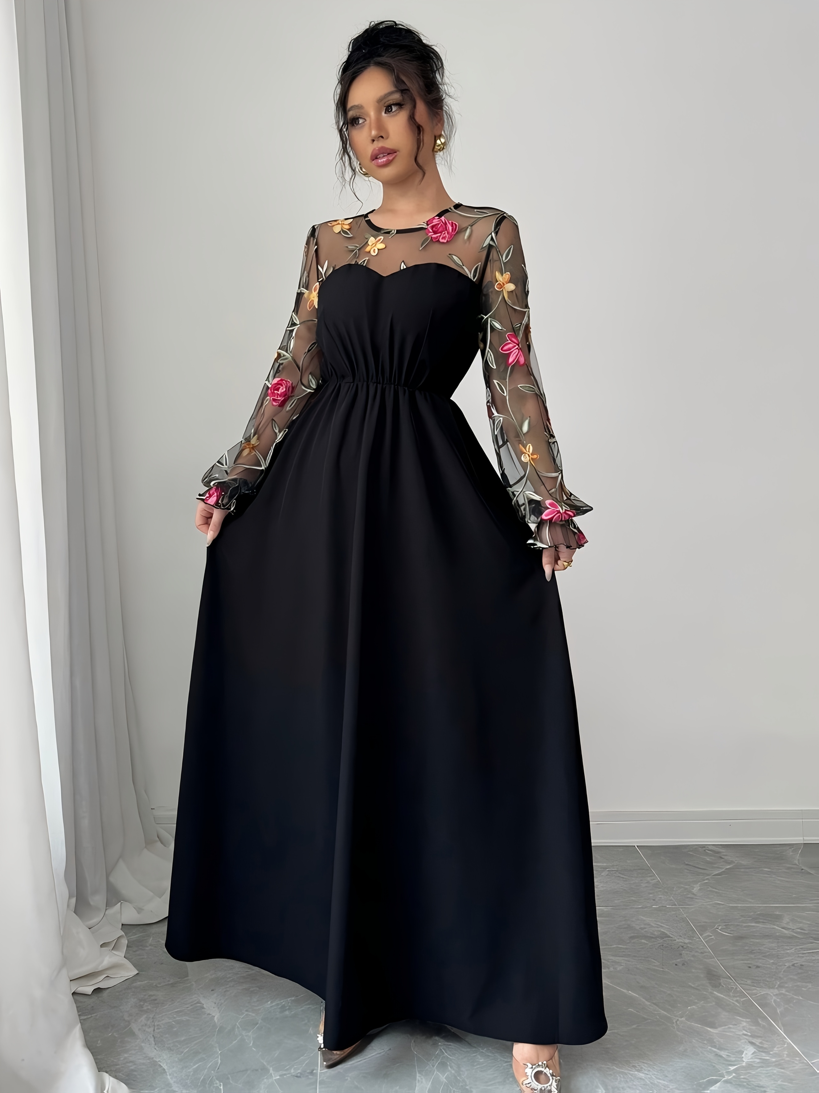 green emerald velvet dress Embroidered Black Plus Size Dress main image 0