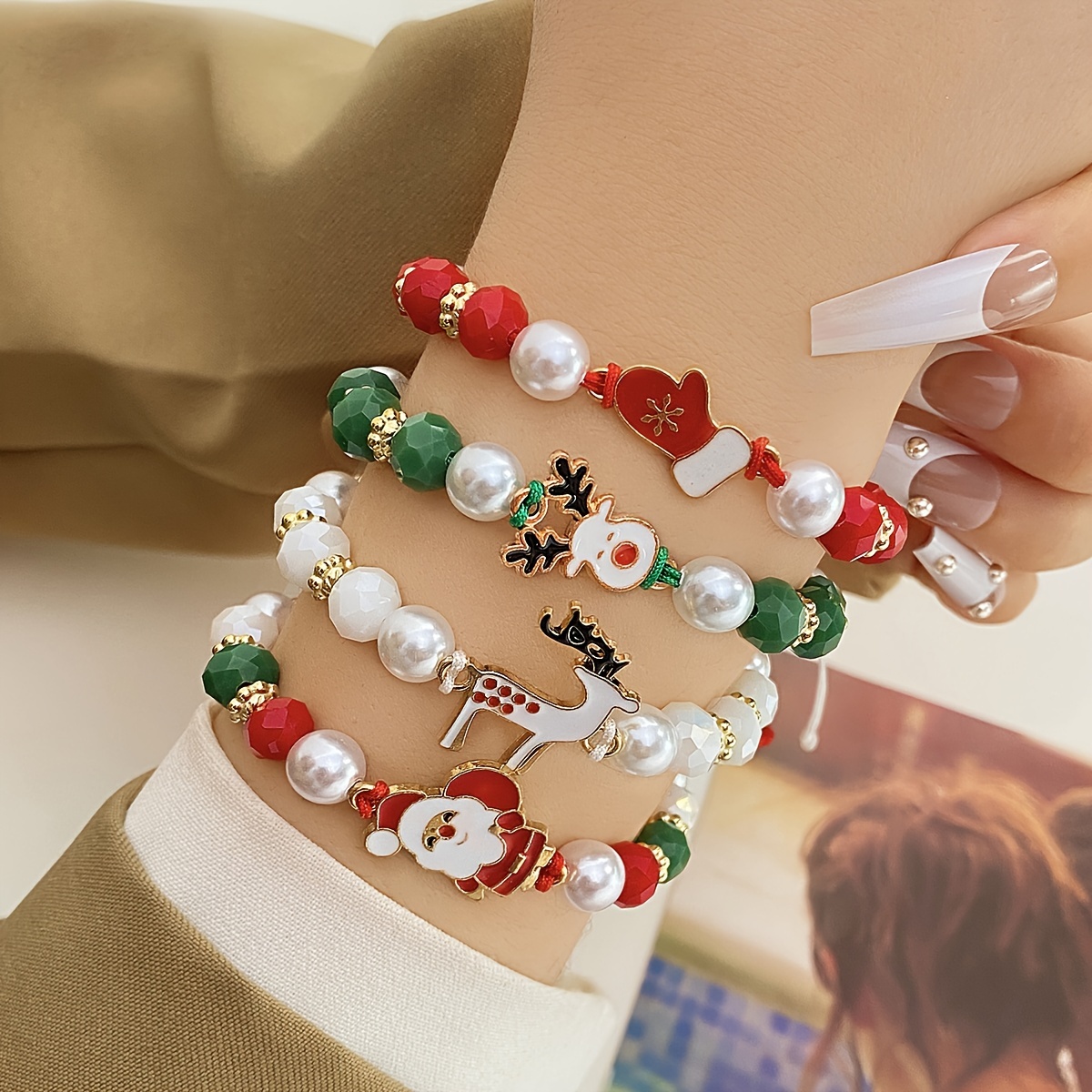 

4pcs/set Christmas Gloves Pendant Bracelet Soft Pottery Beads Bracelet Christmas Gift For Men Women