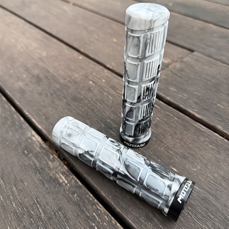 Image of Durable Anti-slip Shock-absorbing Mountain Bike Handlebar Grips | Rubber Material, Mixed Colors, Brand: Motsuv