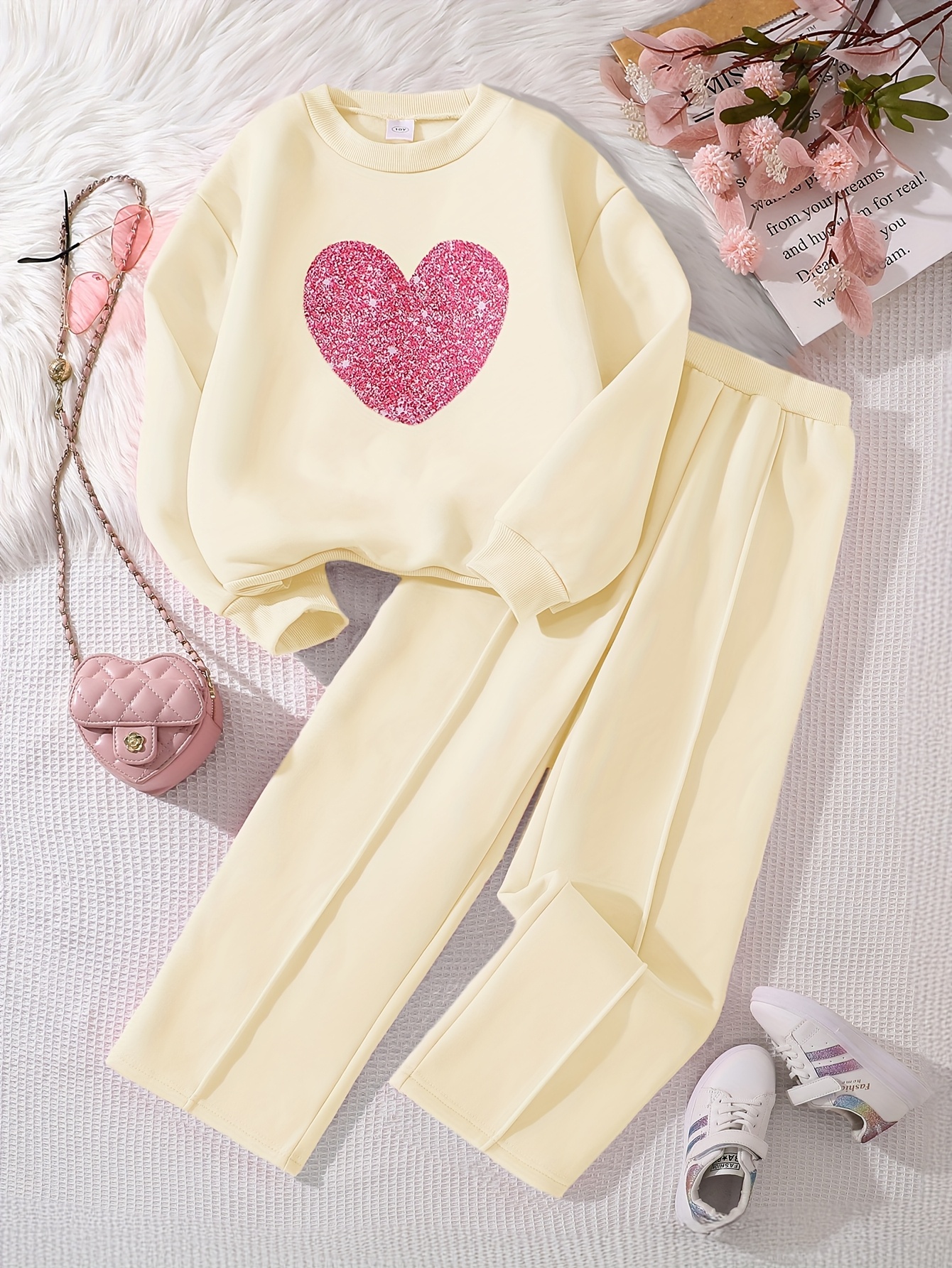 2pcs Set Cute Solid Color Plush Heart Sweatshirt and Pants
