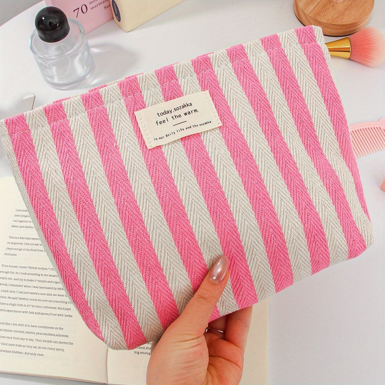 TEMU Fashionable And Fresh Striped Women's Makeup Organizer Bag, Large-capacity Portable Storage Pouch, Simple And Convenient, Ideal For Cosmetics