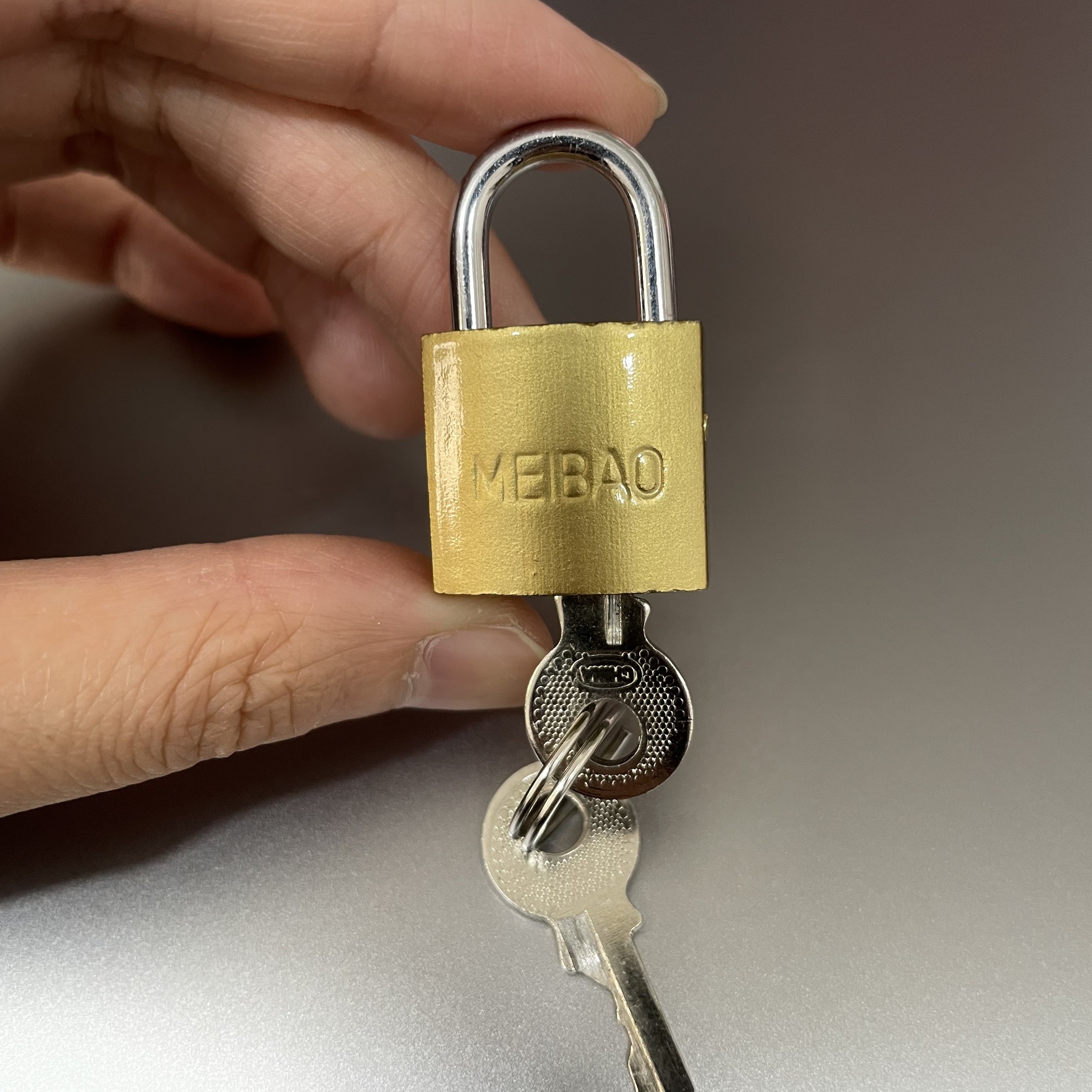 1pc Mini Lightweight Durable Steel Padlock With 2 Keys, Small Box Lock, For Suitcases And Diaries