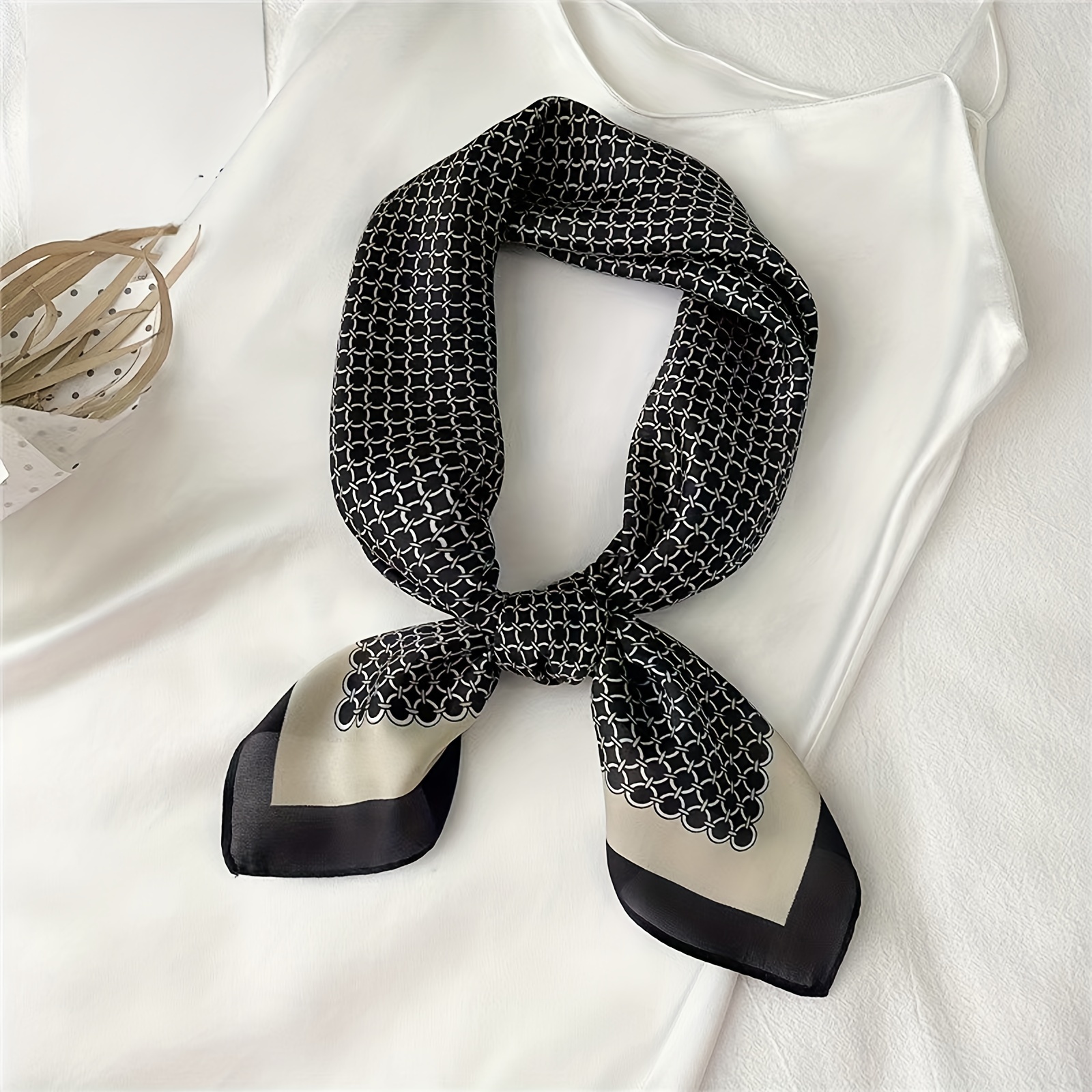 

27.55in Elegant Satin Square Scarf For Women, Stylish Round Ring Print Bandana, Elegant Style Sunscreen Headscarf