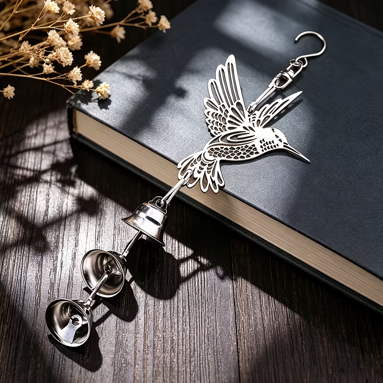 TEMU 1 pièce Carillon à vent bohème avec cloche et , breloque suspendue en métal d'oiseau pour décoration de jardin et cadeau de pendaison de