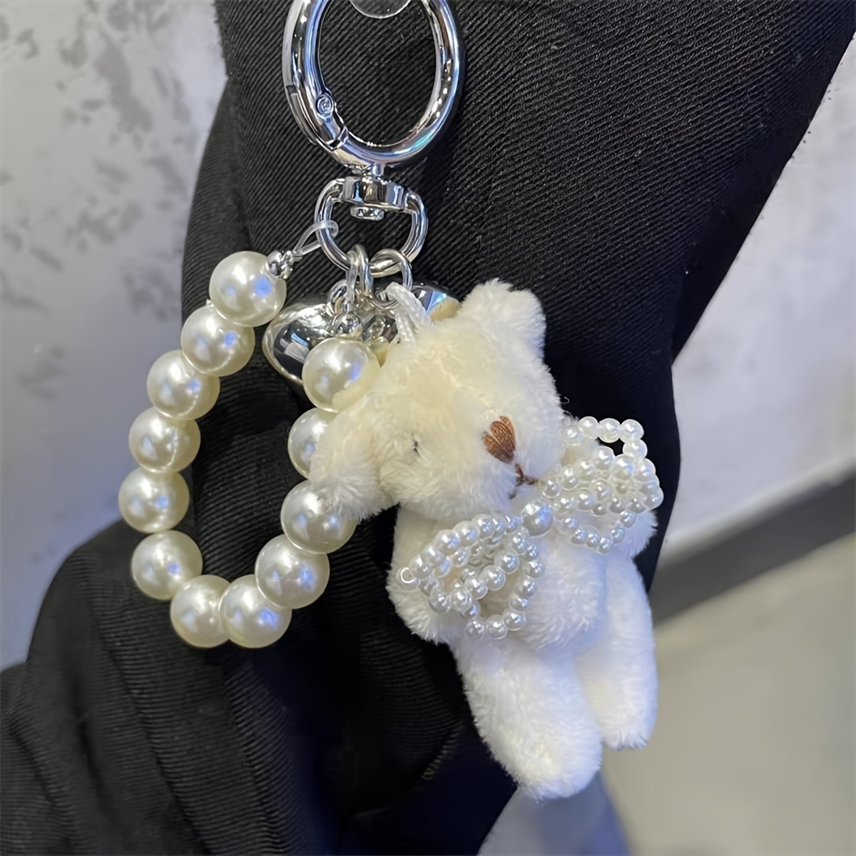 

1pc Ivory Plush Bear With Electroplated Heart & Round Pearl Diy Pendant, Acrylic () Anti-lost Cellphone Charm, Portable Keychain For Bags & Phone Cases