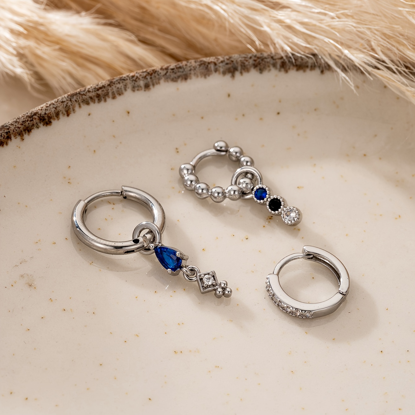 Image of 3pcs Fashion Hoop Earrings Set, Elegant Women's Blue Synthetic Synthetic Zirconia Teardrop Earrings For Party, Banquet, And Daily Wear