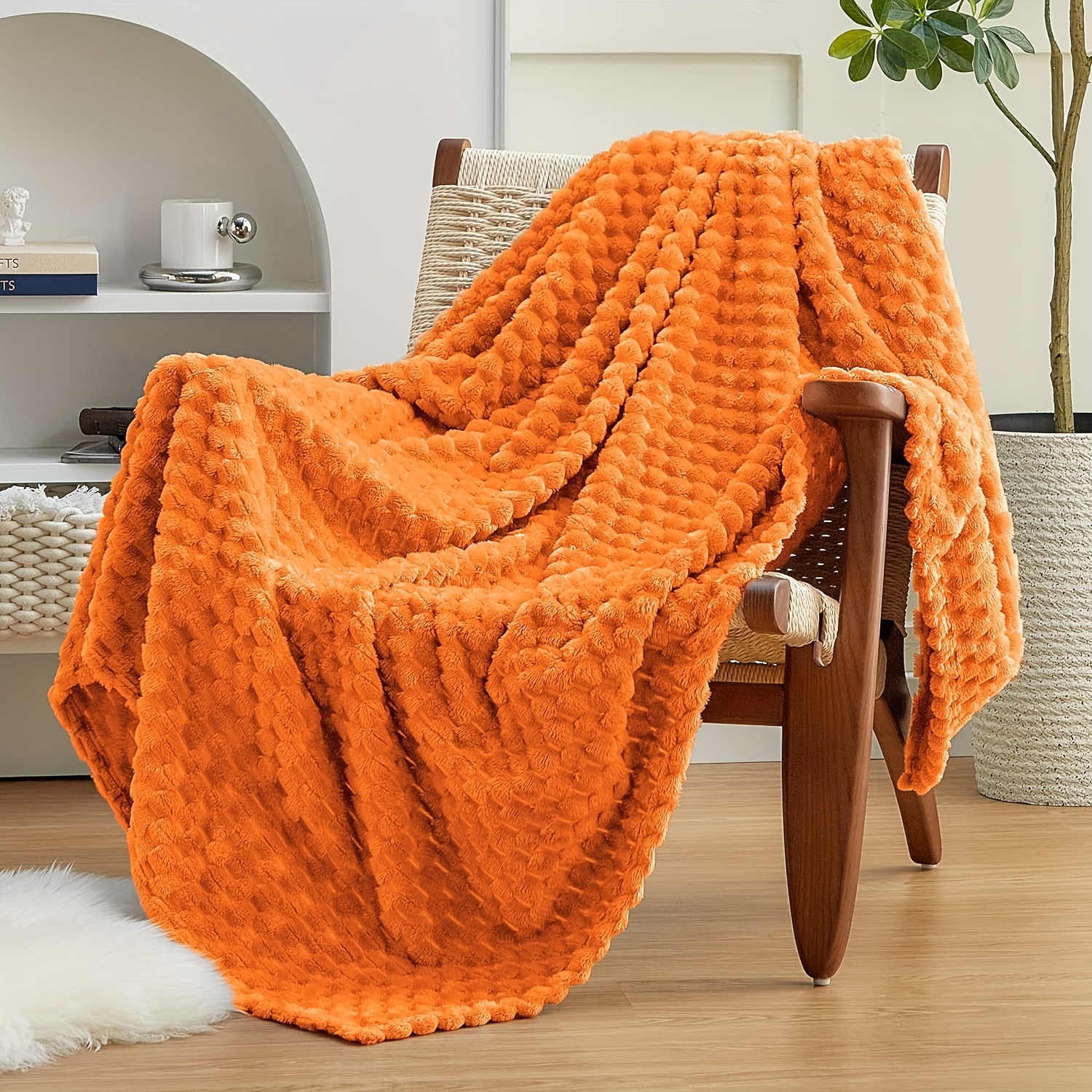 

1pc 300gsm Large Soft Fleece Throw Blanket, 3d Clouds Stylish Jacquard Throw Blanket Warm And Lightweight For Winter, Burnt Orange Blanket