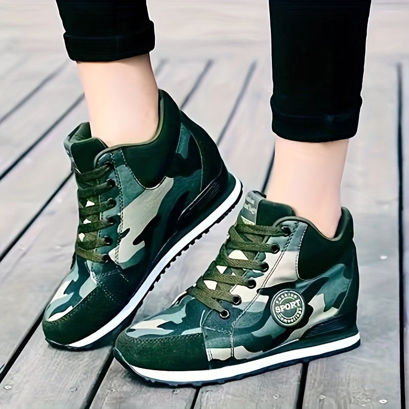 Women's Camouflage Military Shoes -Absorbing Low-Top Boots-like  Sneakers with TPR Sole, Green/Brown/Black Camo Pattern, Lace-Up for, Camp