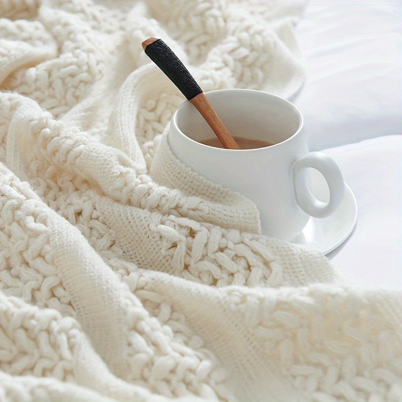 Soft Cozy Throw Blanket Suitable for Couch and Bed - Lightweight Farmhouse Tassel Blanket with Khaki Cream White Colors, Machine Washable Suitable for Men and Women, Warm Decorative Bedspread for Seasons, Bedding