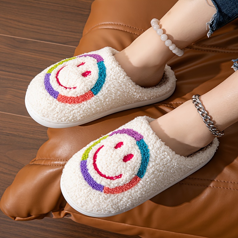 

Unisex Smile Face Pattern Embroidered Fuzzy Slippers, Comfy Non Slip Casual Thermal Slides For Men & Women