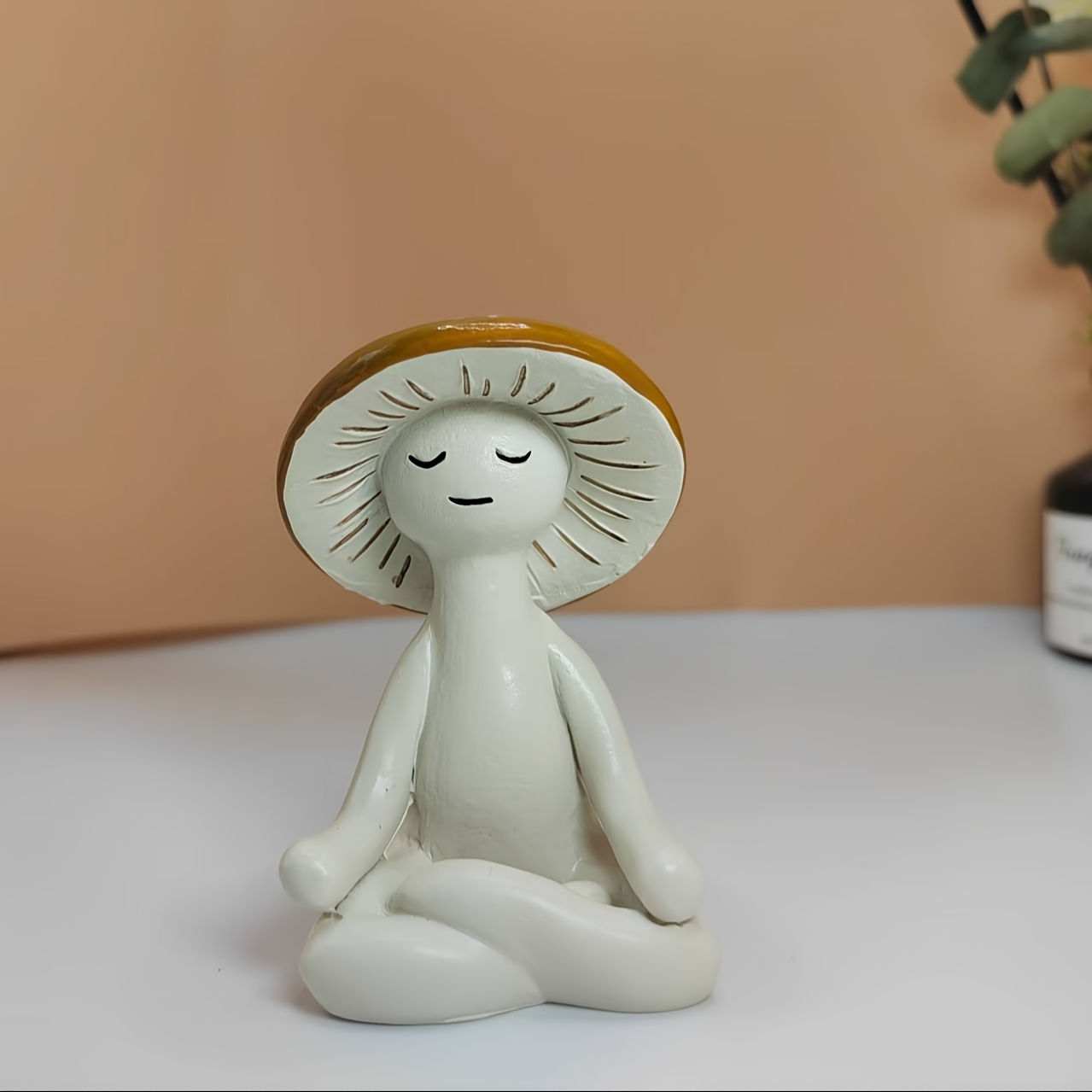 E-shop Pilz Yoga Meditation Statuette aus Kunstharz - Friedliche Deko für Zuhause, Garten und Büro, Rasen Ornament für den Außenbereich