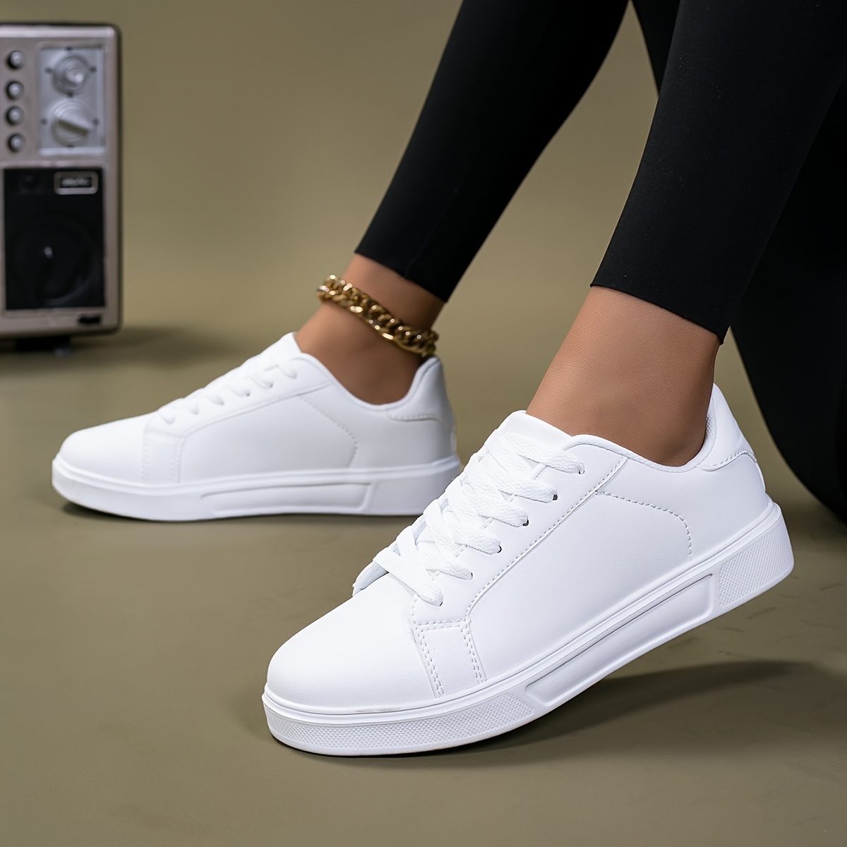 

Low-top Women's Sneakers, New 2025 Autumn And Winter Breathable Hot-selling White Shoes, Casual Flat Shoes For Spring And Autumn, White Women's Skate Shoes, Perfect Gift For .