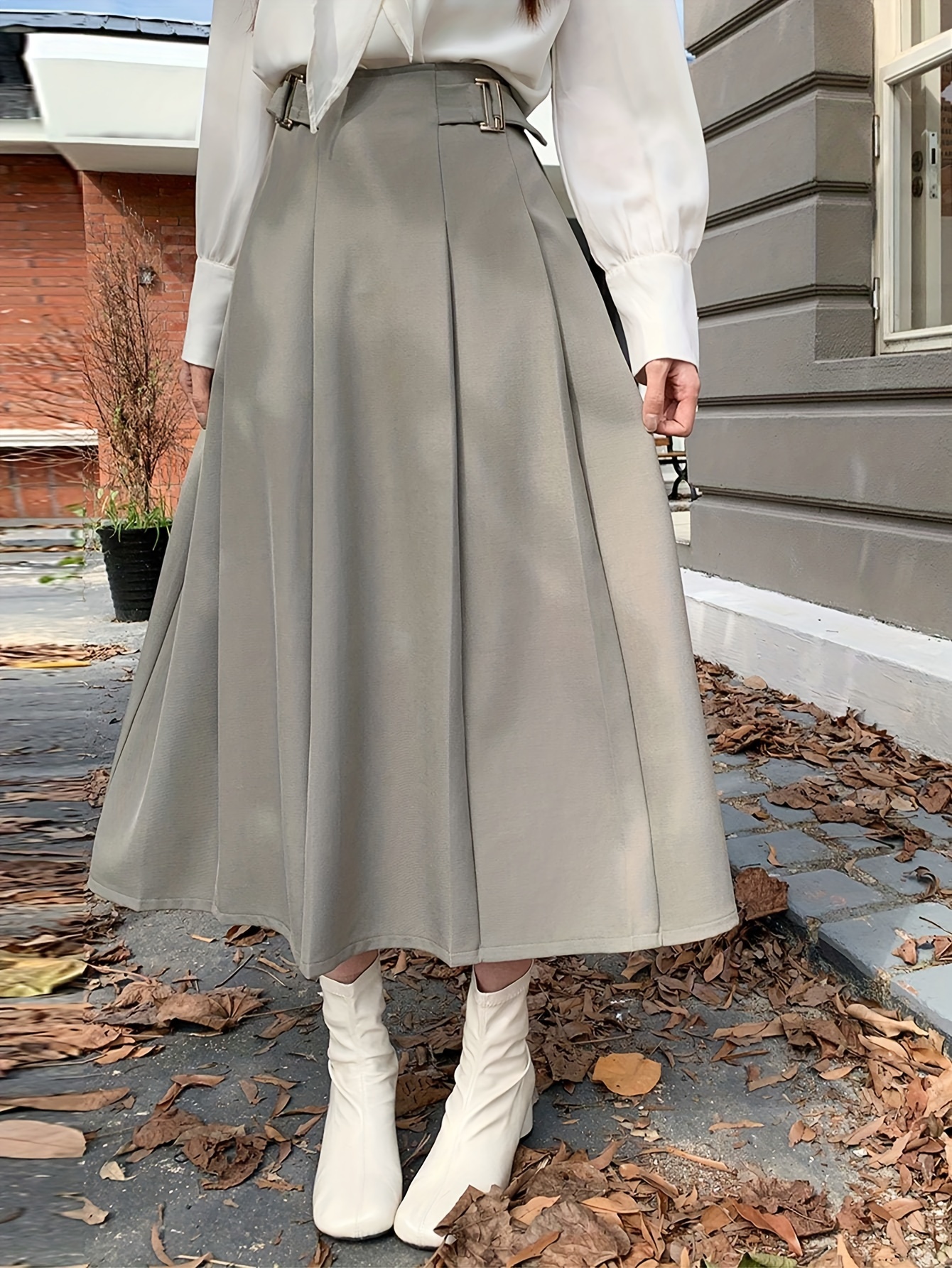 Clothing Skirts Pleated Skirts Knee Length Zip Detail Pleated