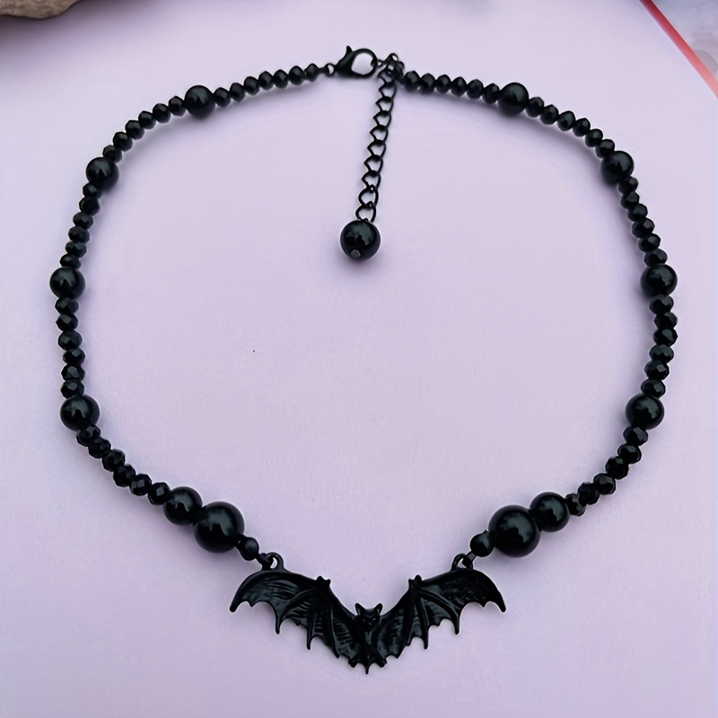 

Vintage Bat Pendant Black Bead Necklace, Simple Creative Design Fashion Jewelry, Alloy No Plating, Daily & Party Wear Accessory, All Season Suitable