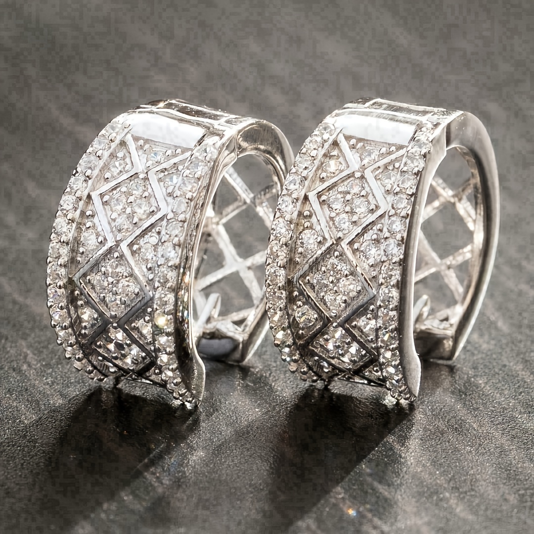 Image of 1 Pair Of Women's Fashion Hoop Earrings, Classic Minimalist Solid-setting Cubic Synthetic Zirconia Circle Earrings For Women And Men, Party And Earring Accessories