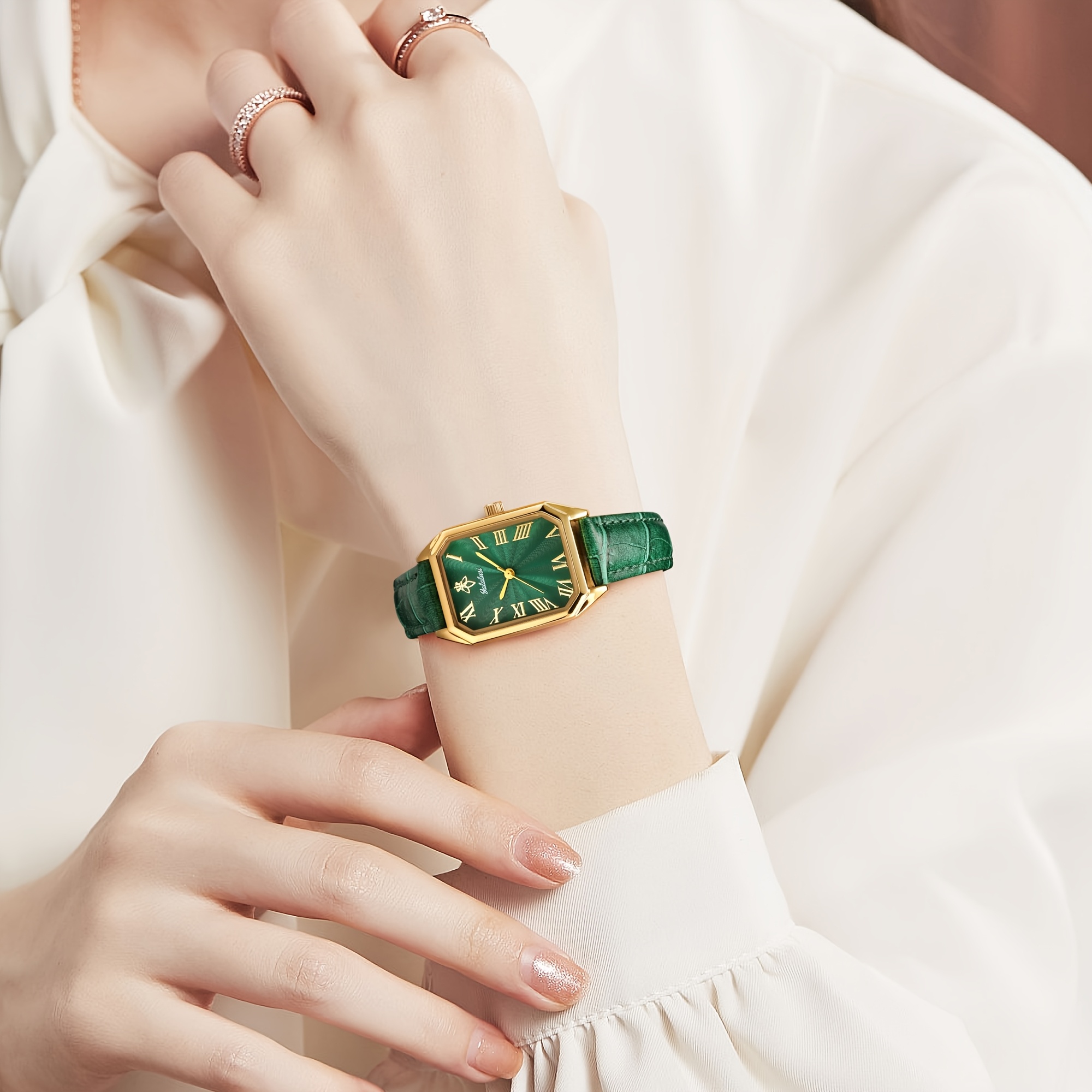 Women's Exquisite Quartz Watch with Textured Dial, Chic Design