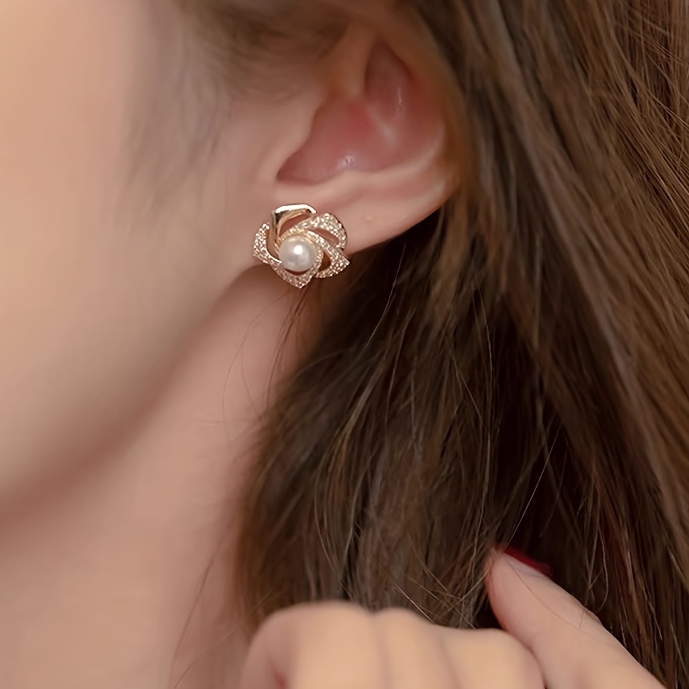 1 Pair Elegant Easy Vintage Style Floral Design Ladies' Earrings | Zinc Alloy and Copper, Suitable for Daily Wear, Parties, and Spring Festival